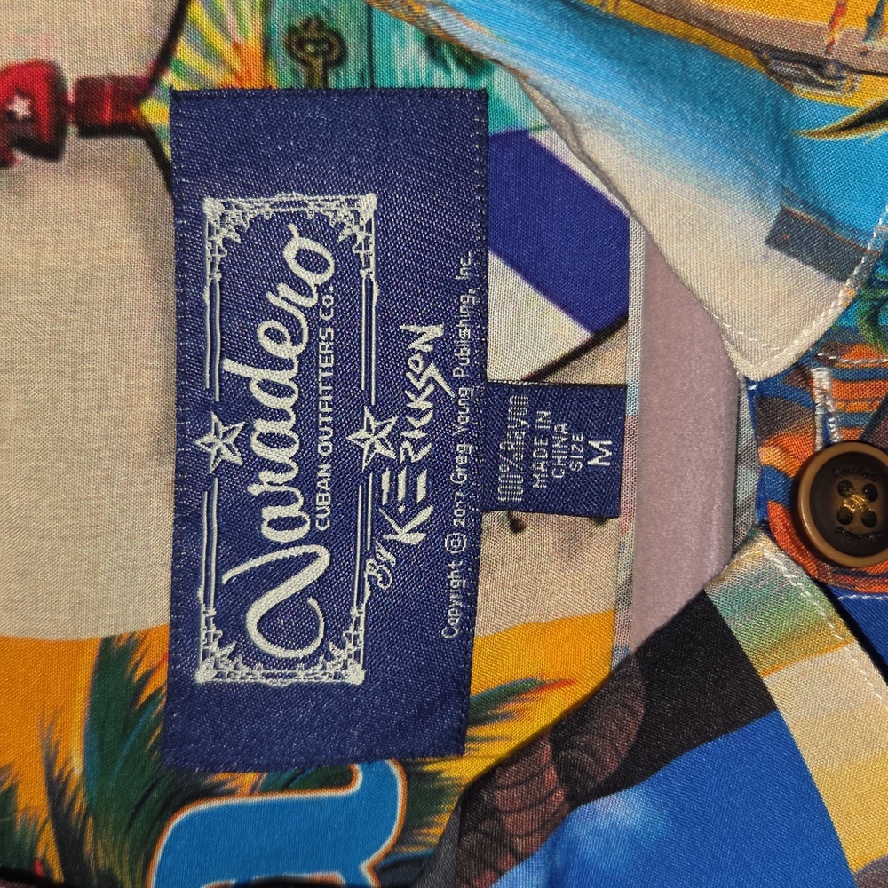 Varadero Cuba Themed Multicolor Men's Shirt Size M "Like New" - Picture 11 of 12